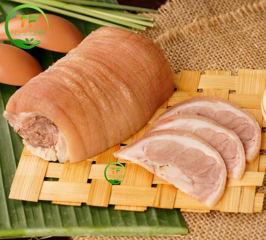 thịt chân giò