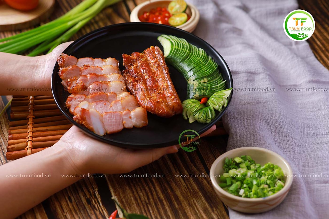 Thịt ba chỉ một nắng đậm đà giòn da ăn là ghiền